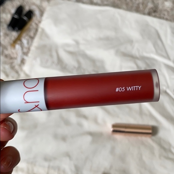Colourpop Romand velvet red lipstick duo - Picture 6 of 7
